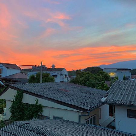 Baan Rachaya Lägenhet Chiang Mai Exteriör bild