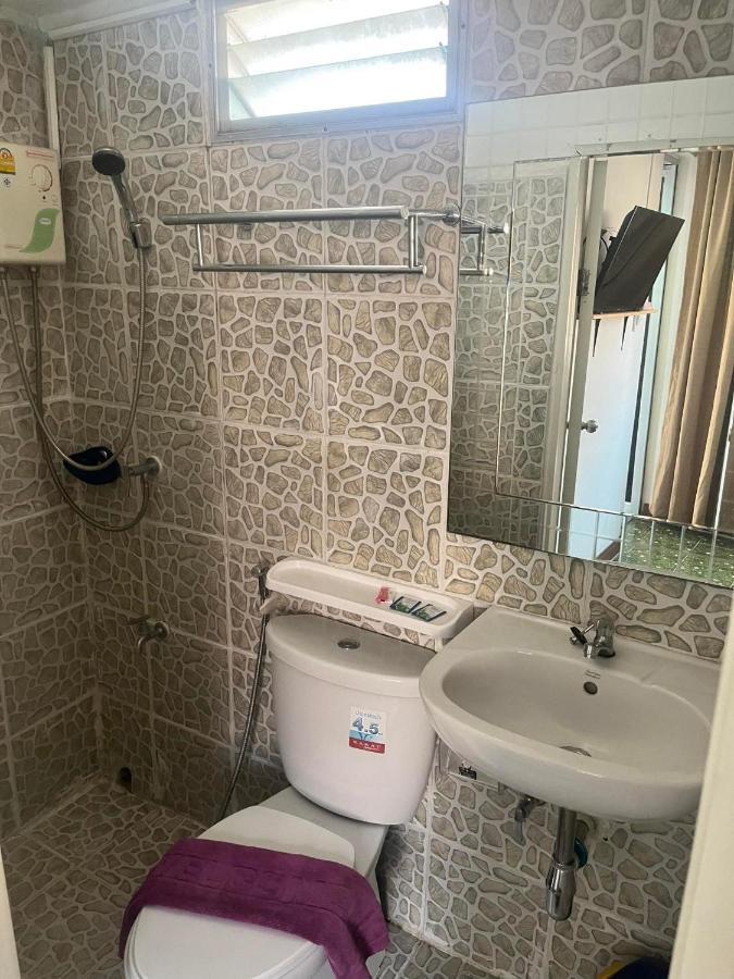 Baan Rachaya Lägenhet Chiang Mai Exteriör bild