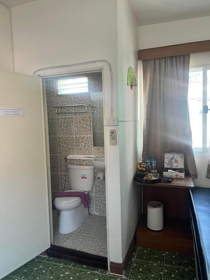 Baan Rachaya Lägenhet Chiang Mai Exteriör bild