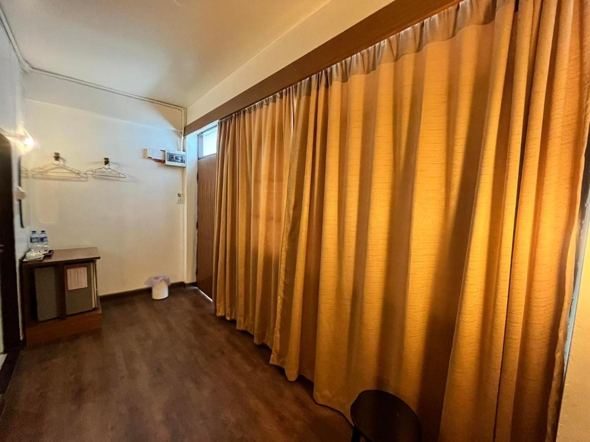 Baan Rachaya Lägenhet Chiang Mai Exteriör bild
