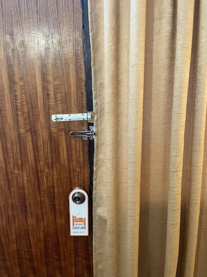Baan Rachaya Lägenhet Chiang Mai Exteriör bild
